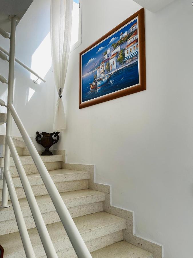 Peaceful Townhouse With Private Pool Near The Sea Apartment Paphos Luaran gambar