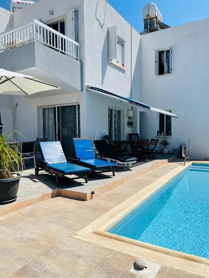 Peaceful Townhouse With Private Pool Near The Sea Apartment Paphos Luaran gambar